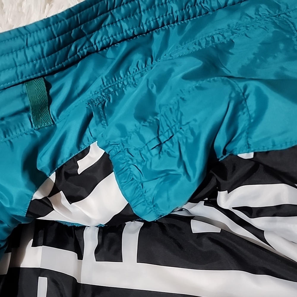 Diesel Teal Full Zip Puffer Vest - Picture 15 of 16